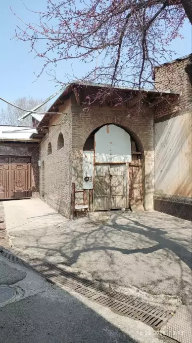 дом под гостиницу