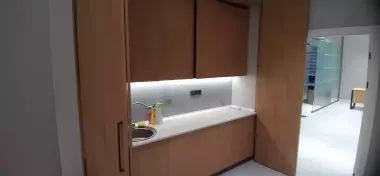 Сдаю евроофис 100кв.м 4комнаты улМукими метроНовза
