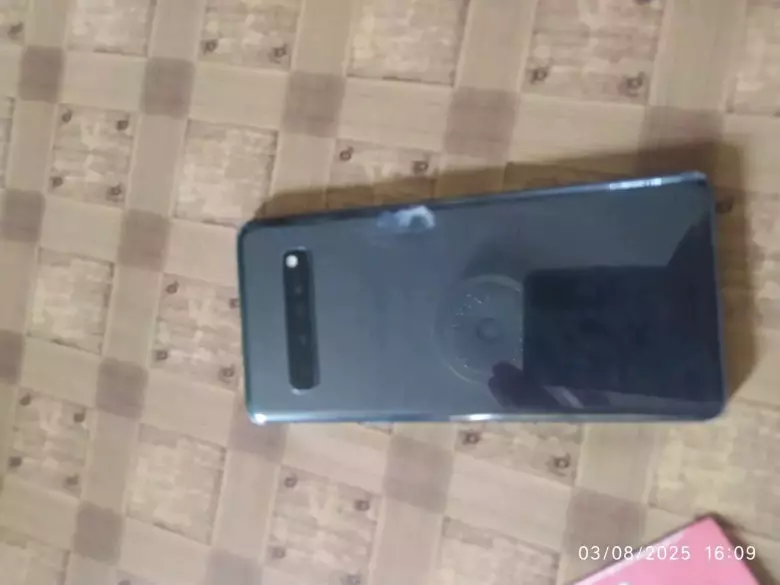 samsung s10 5g xotira 512li