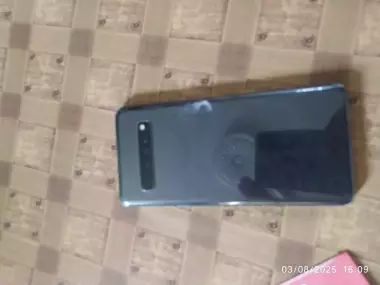 samsung s10 5g xotira 512li