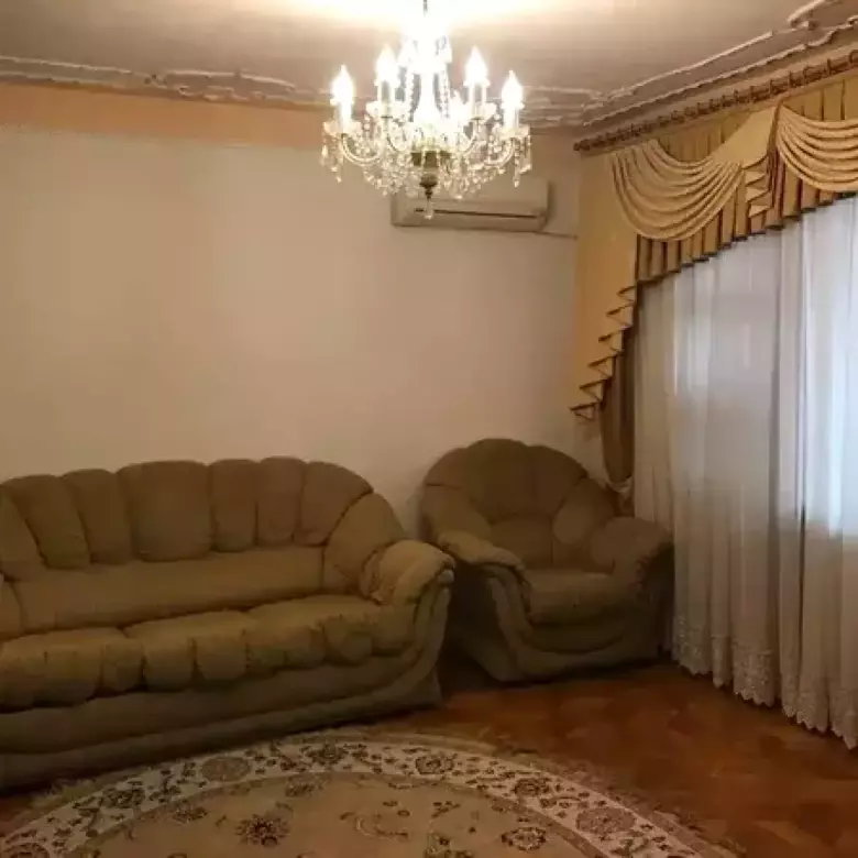 Сдается квартира возле метро Чиланзар