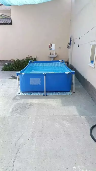 Uy sotiladi Mirobod t Oq uy mahalla Risoviy bozor yaqinida Fayzabod Oqbilol