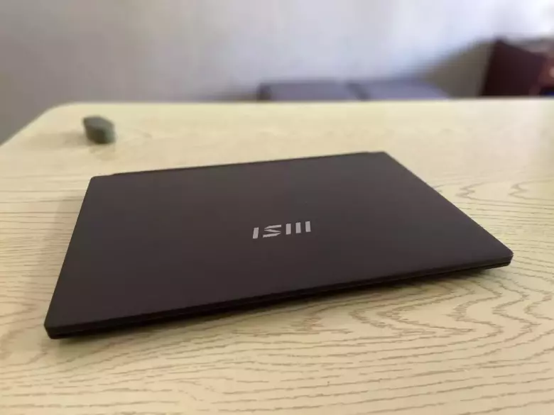 MSI Modern 15 2024