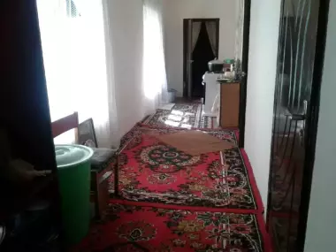 uchastka sotiladi srochna kelishamz brodarlar