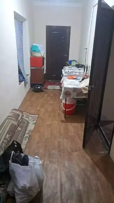 uchastka sotiladi srochna