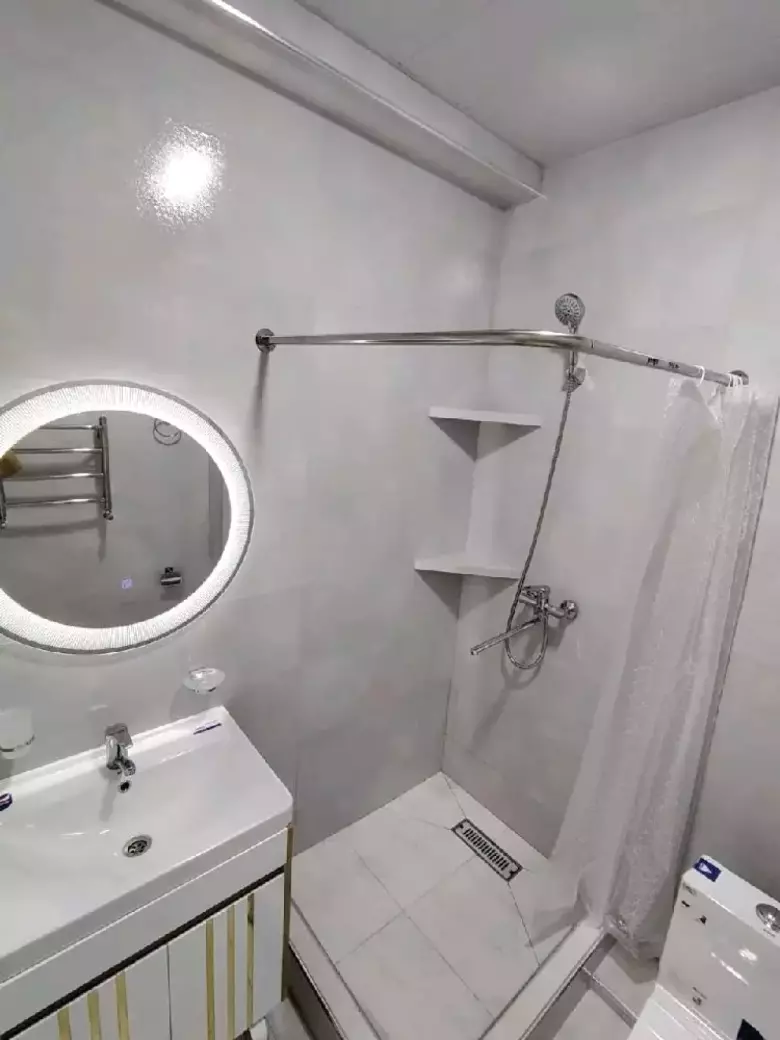 Sergelida 2-xonali, neoklassika ta’mirli kvartira sotiladi! 45 m²