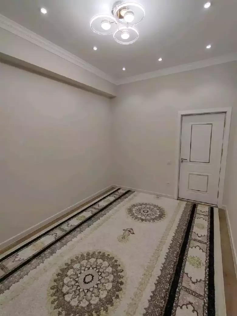 Sergelida 2-xonali, neoklassika ta’mirli kvartira sotiladi! 45 m²