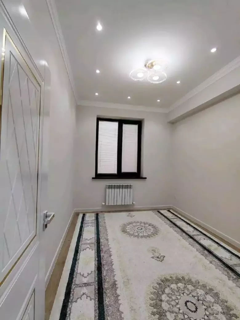 Sergelida 2-xonali, neoklassika ta’mirli kvartira sotiladi! 45 m²