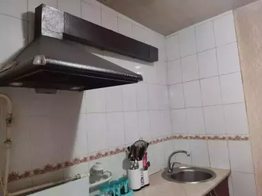 Продаю СВОЮ квартиру 3/2/5 на 26-квартале не торцевая