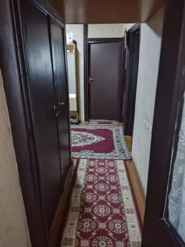 Продаю СВОЮ квартиру 3/2/5 на 26-квартале не торцевая