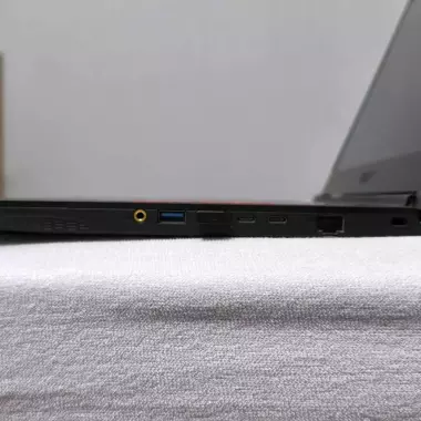 MSI GF65 Thin (10SDR)