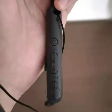 Наушники Sony WI-C400 в прекрасном состоянии