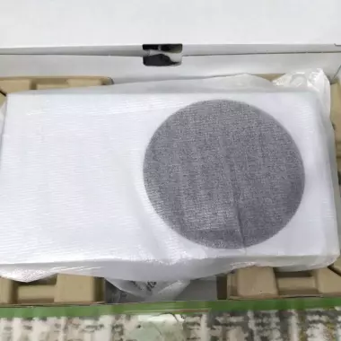 Продам Xbox Series S (512 Gb) белого цвета в прекрасном состоянии