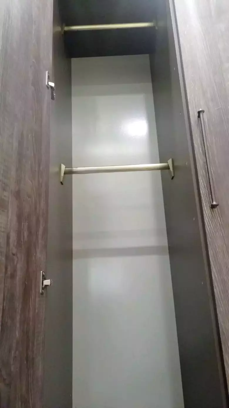 sotiladi yengi shkaf va kamot