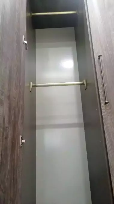 sotiladi yengi shkaf va kamot