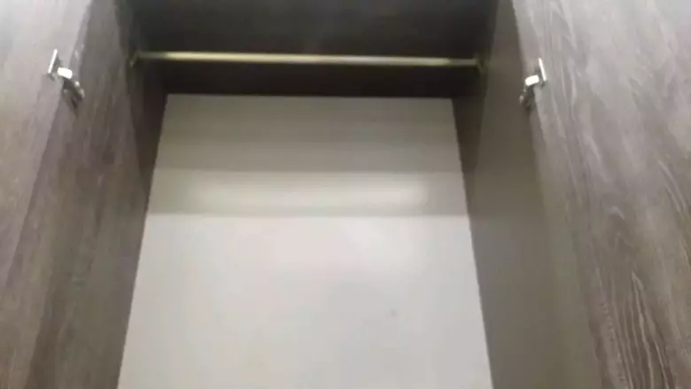 sotiladi yengi shkaf va kamot