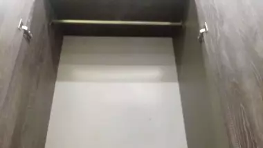 sotiladi yengi shkaf va kamot