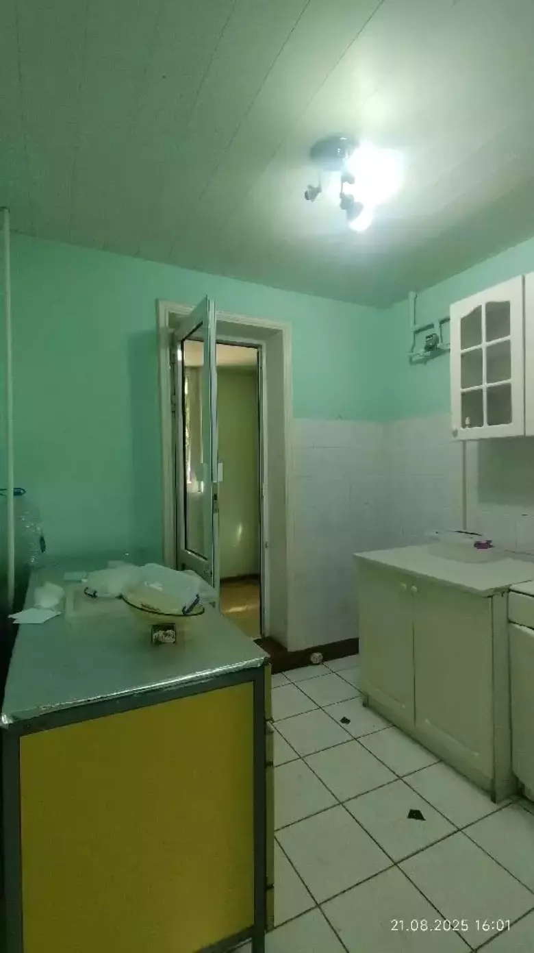 Продается коммерческое помещение на улице Лутфий, бывшая стоматология, 108 м², 1