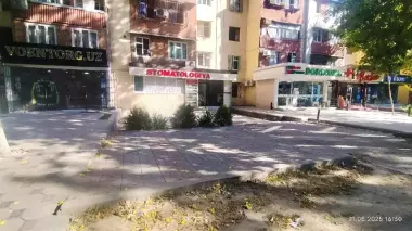 Продается коммерческое помещение на улице Лутфий, бывшая стоматология, 108 м², 1