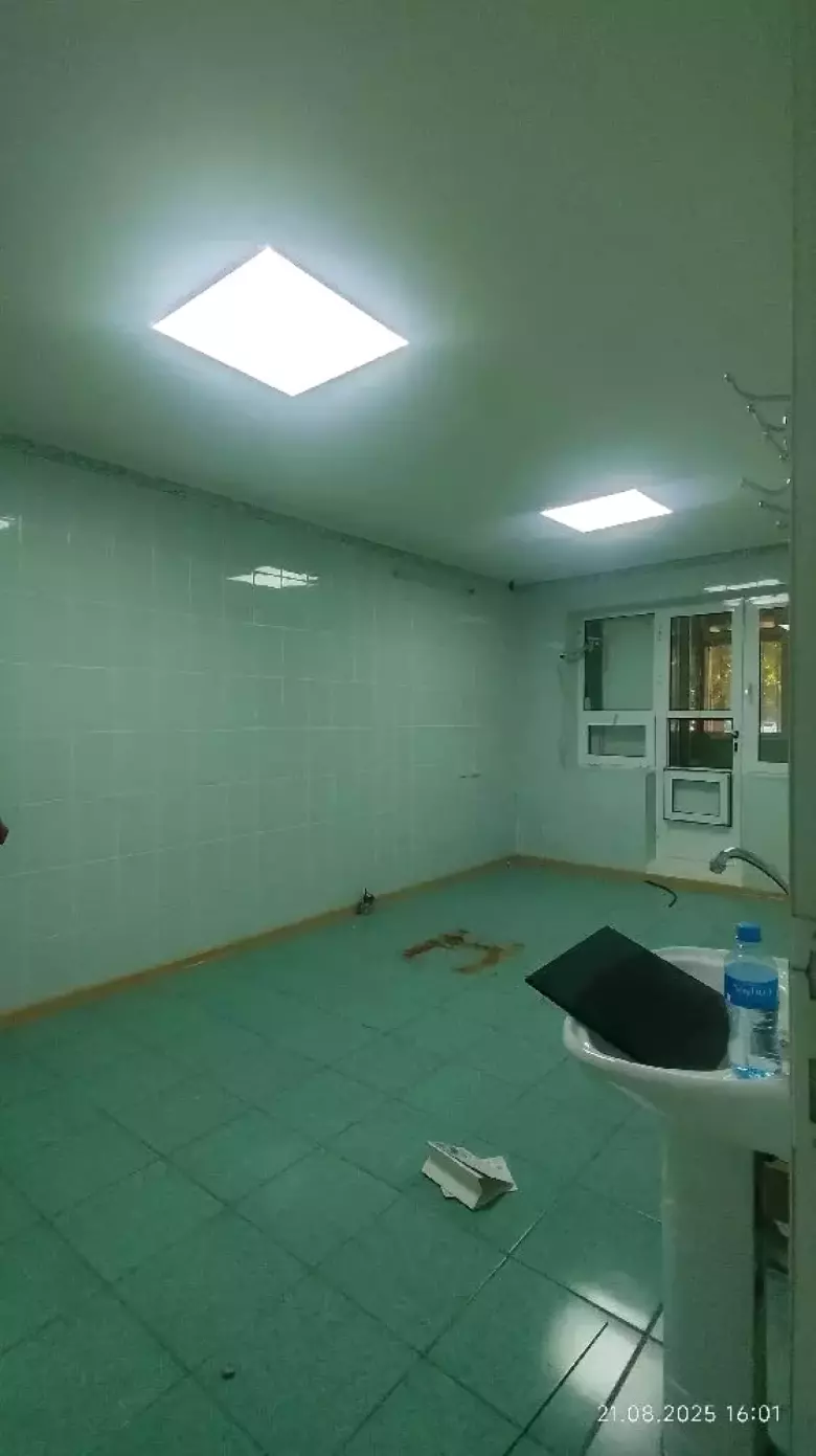 Продается коммерческое помещение на улице Лутфий, бывшая стоматология, 108 м², 1