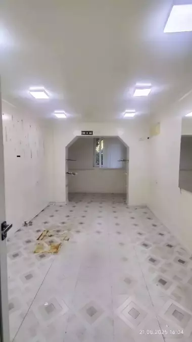 Продается коммерческое помещение на улице Лутфий, бывшая стоматология, 108 м², 1