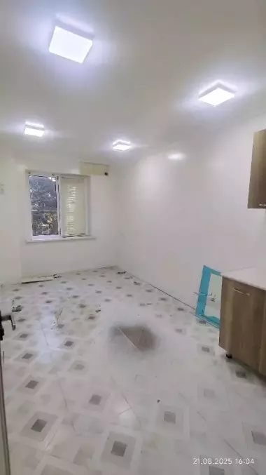Продается коммерческое помещение на улице Лутфий, бывшая стоматология, 108 м², 1