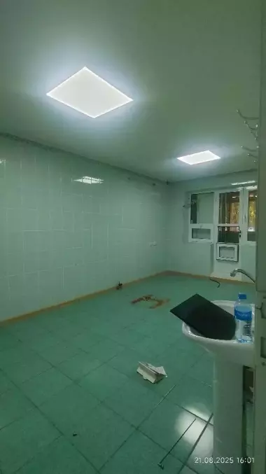 Продается коммерческое помещение на улице Лутфий, бывшая стоматология, 108 м², 1