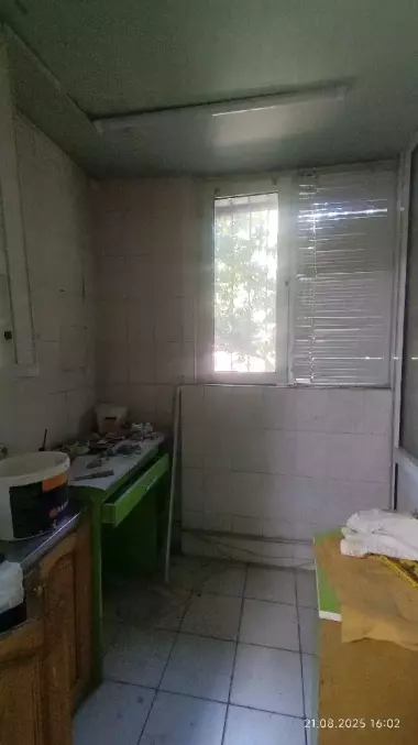 Продается коммерческое помещение на улице Лутфий, бывшая стоматология, 108 м², 1