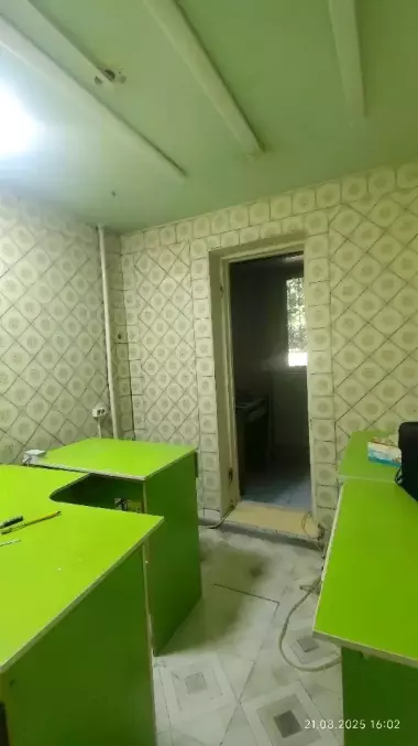 Продается коммерческое помещение на улице Лутфий, бывшая стоматология, 108 м², 1
