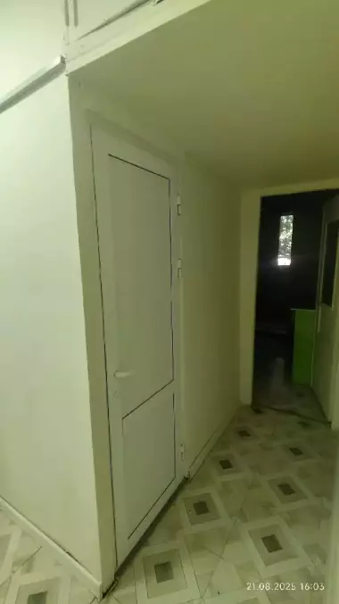 Продается коммерческое помещение на улице Лутфий, бывшая стоматология, 108 м², 1