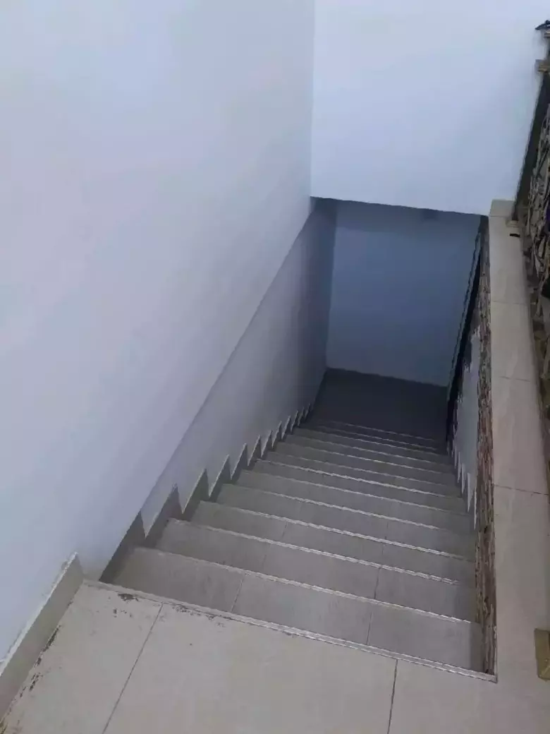 Termiz shaxrida 95 m² Dukon sotiladi