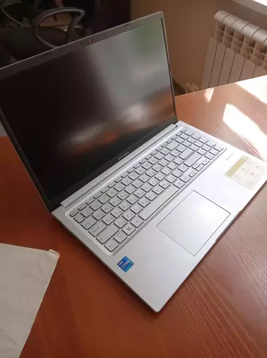 Asus Vivobook X1502Z – i7 | 16GB RAM | 1TB SSD | Tezkor va Kuchli
