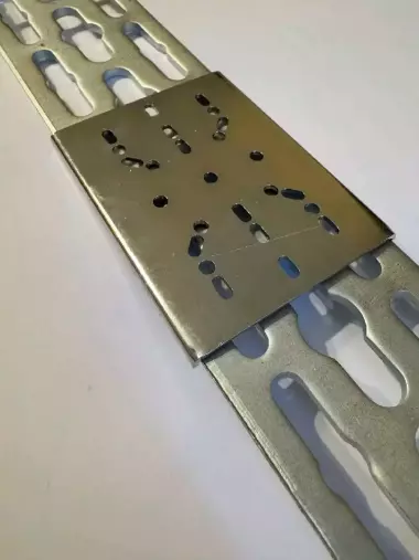 Sotiladi: Perforatsiyali metall profil (montaj uchun)