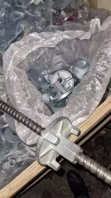 опалубка и телескопические стойки
