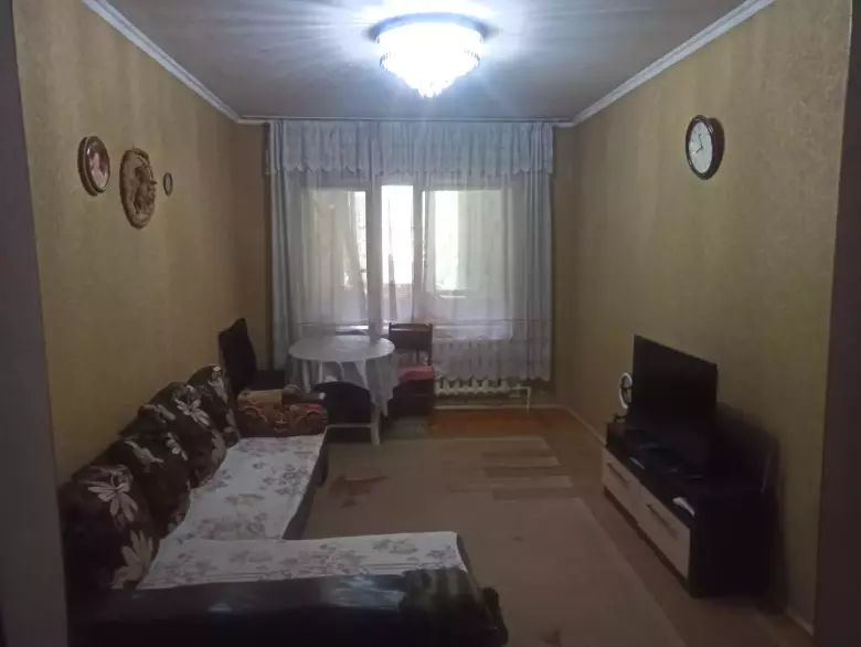 Продается 3/2/5 Ахмад Югнакий (собственник)
