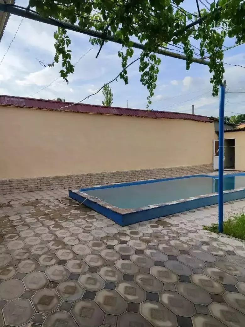 chorvoq bochka ugam buyida joylashgan qayta qurulishga ruxsati bor