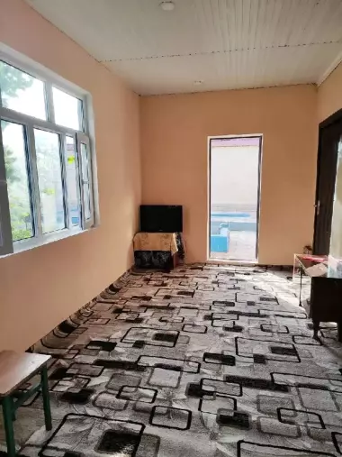 chorvoq bochka ugam buyida joylashgan qayta qurulishga ruxsati bor