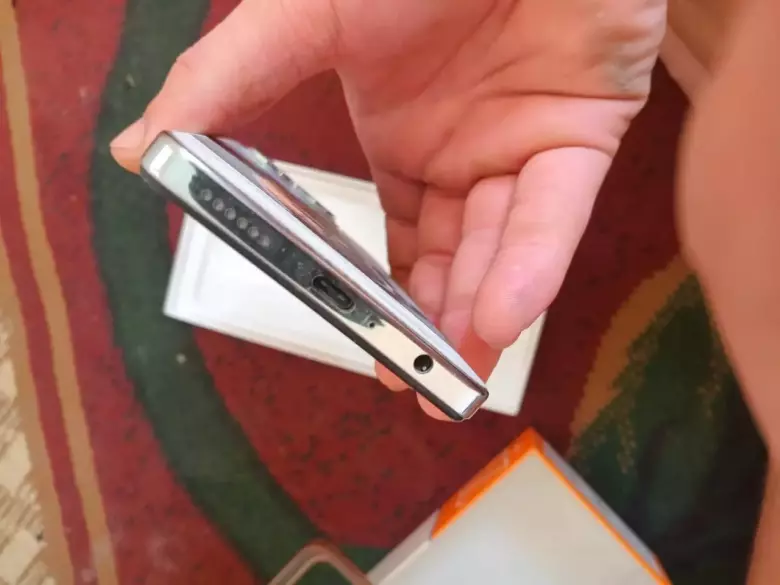 TECHNO SPARK 20 PRO 8+8/256 narxi 120$