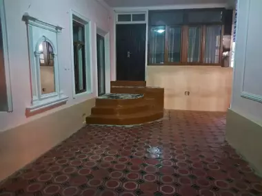 Uy sotiladi 15sotih