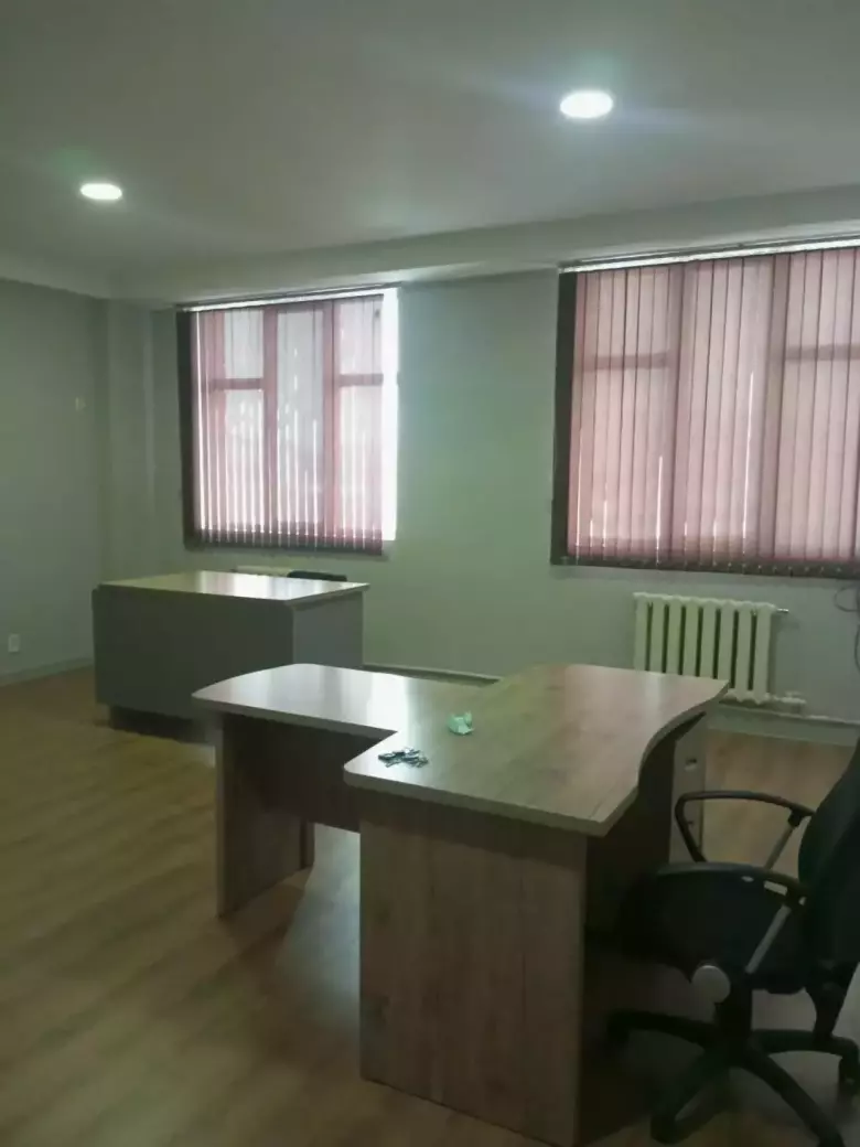 Сдается офис 54 квадрата, с ремонтом. в Яшнабадском р-не