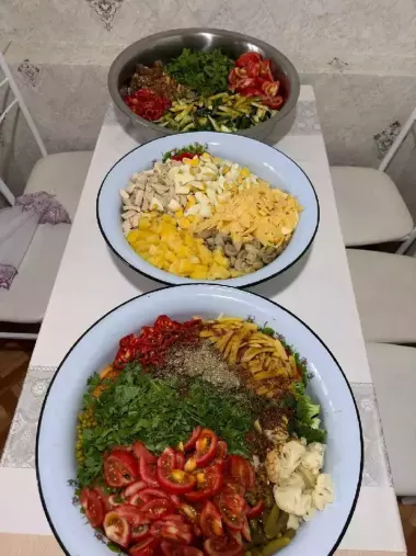 turli salatlar