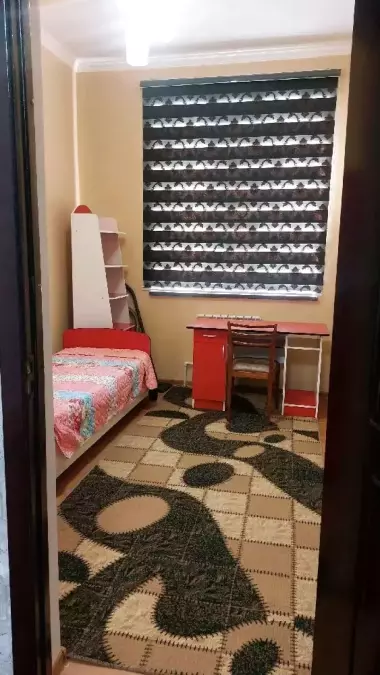 Уй сотилади!