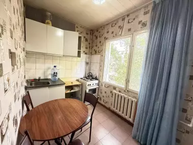 Продам квартиру 1/3/5 Карасу-1 за туйхона "Дунё"