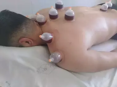 Личебни массаж хижома