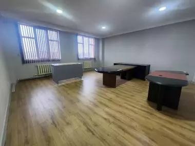 Сдается офисное помещение 72 кв.м. после ремонта