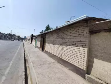 Продается участок дом в Янгиюле 1.8 соток