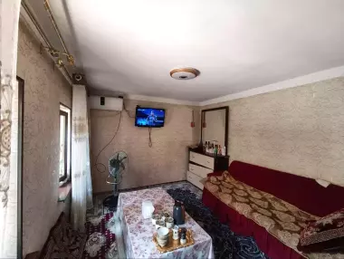 Продается участок дом в Янгиюле 1.8 соток