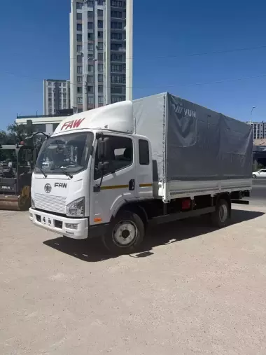 Автофургон бортовой с тентом FAW Tiger V VUM1110 / 24,7м³