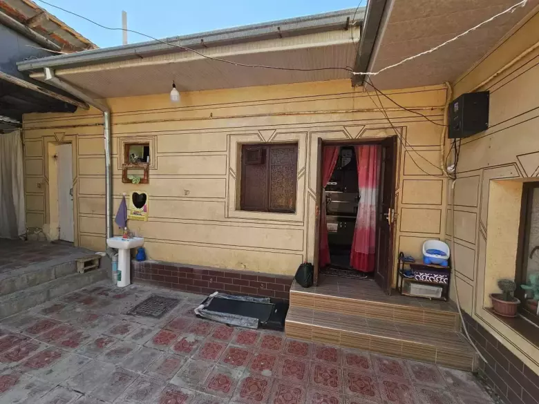 Продается участок дом в Янгиюле 1.8 соток