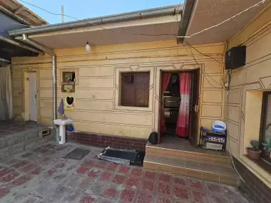 Продается участок дом в Янгиюле 1.8 соток